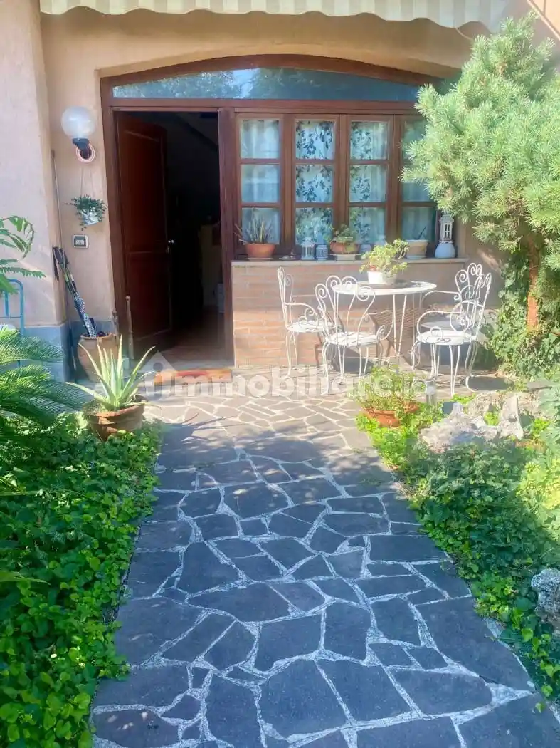 Villa bifamiliare, buono stato, 155 m², Riozzo, Cerro al Lambro - foto 3