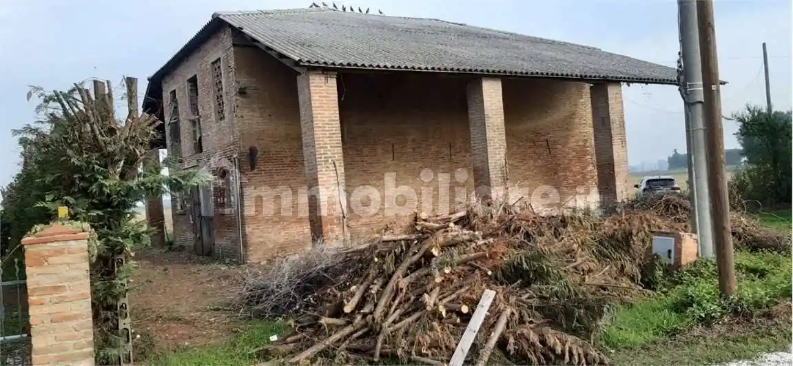 Rustico - Casale in vendita a Voghiera