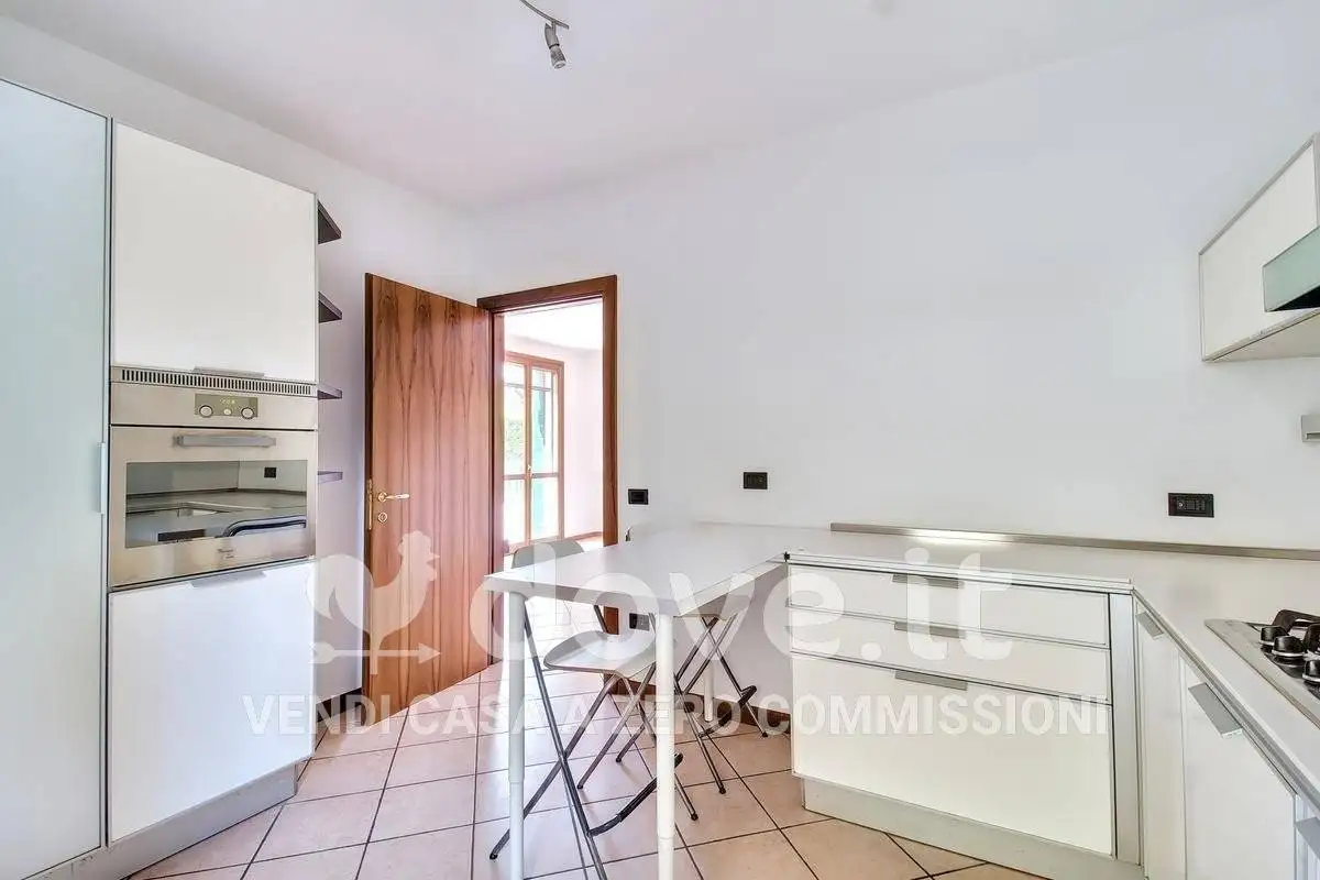 Villa a schiera viale U. Foscolo 15, Due Carrare - foto 5