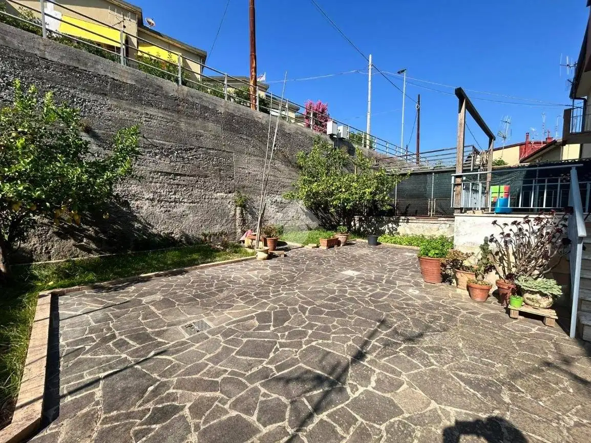 Appartamento in vendita a Salerno