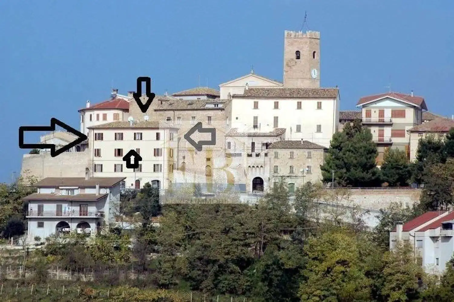 Trilocale piazza Umberto I', 2, Centro, Castorano - foto 2