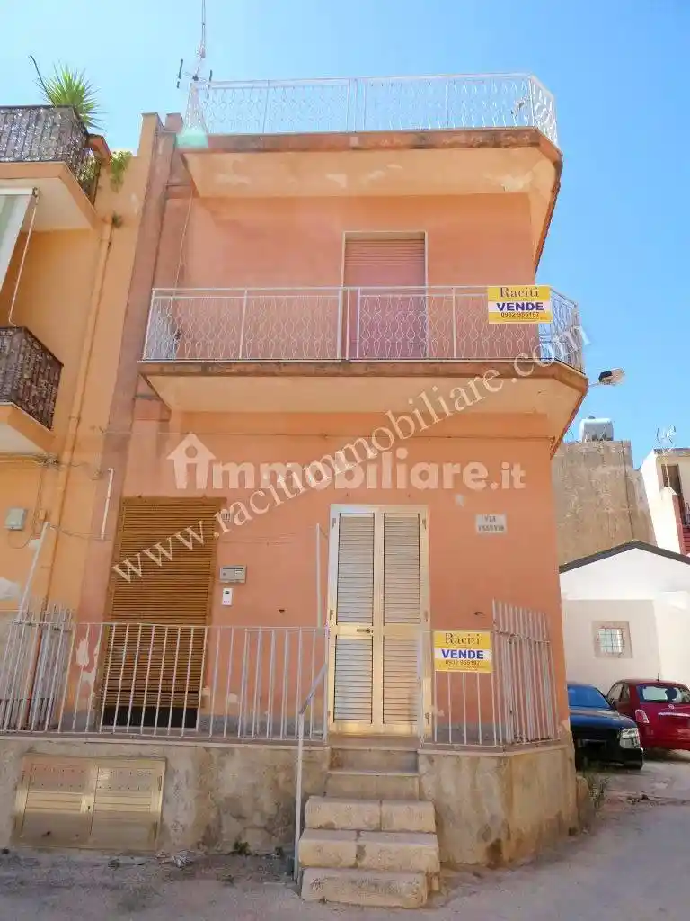 Casa indipendente in vendita a Pozzallo