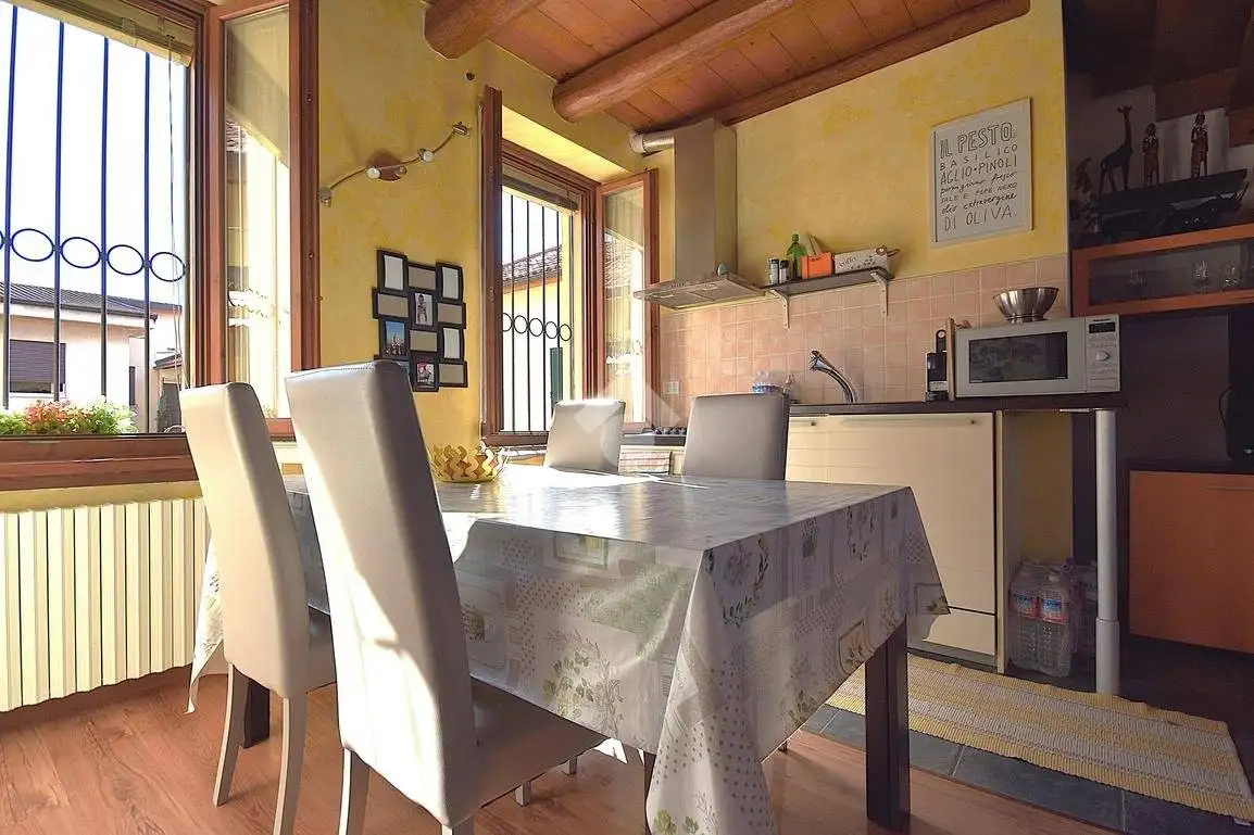 Bilocale via G. Pascoli 38, Fabbrica Durini, Alzate Brianza - foto 2