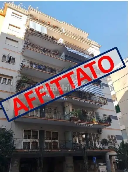 Appartamento in affitto a Napoli