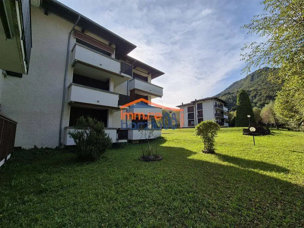 Trilocale buono stato, secondo piano, Maggio, Cremeno - foto 4