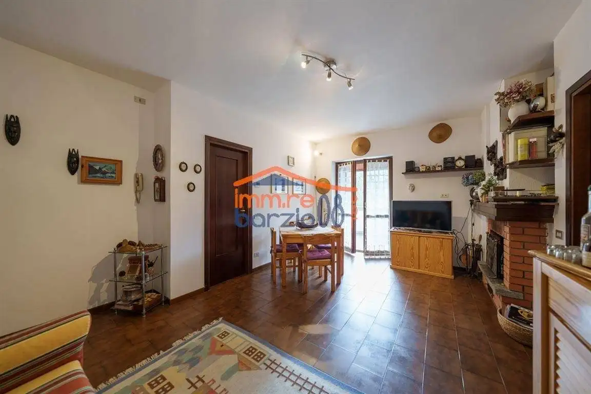 Trilocale buono stato, secondo piano, Maggio, Cremeno - foto 5