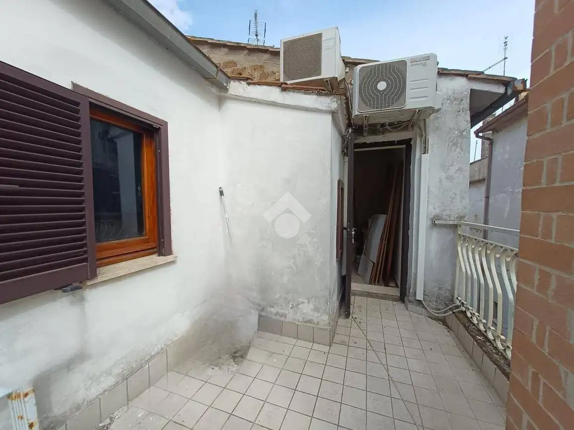 Trilocale via delle Mura 3, Centro, Castel Sant'Elia - foto 4