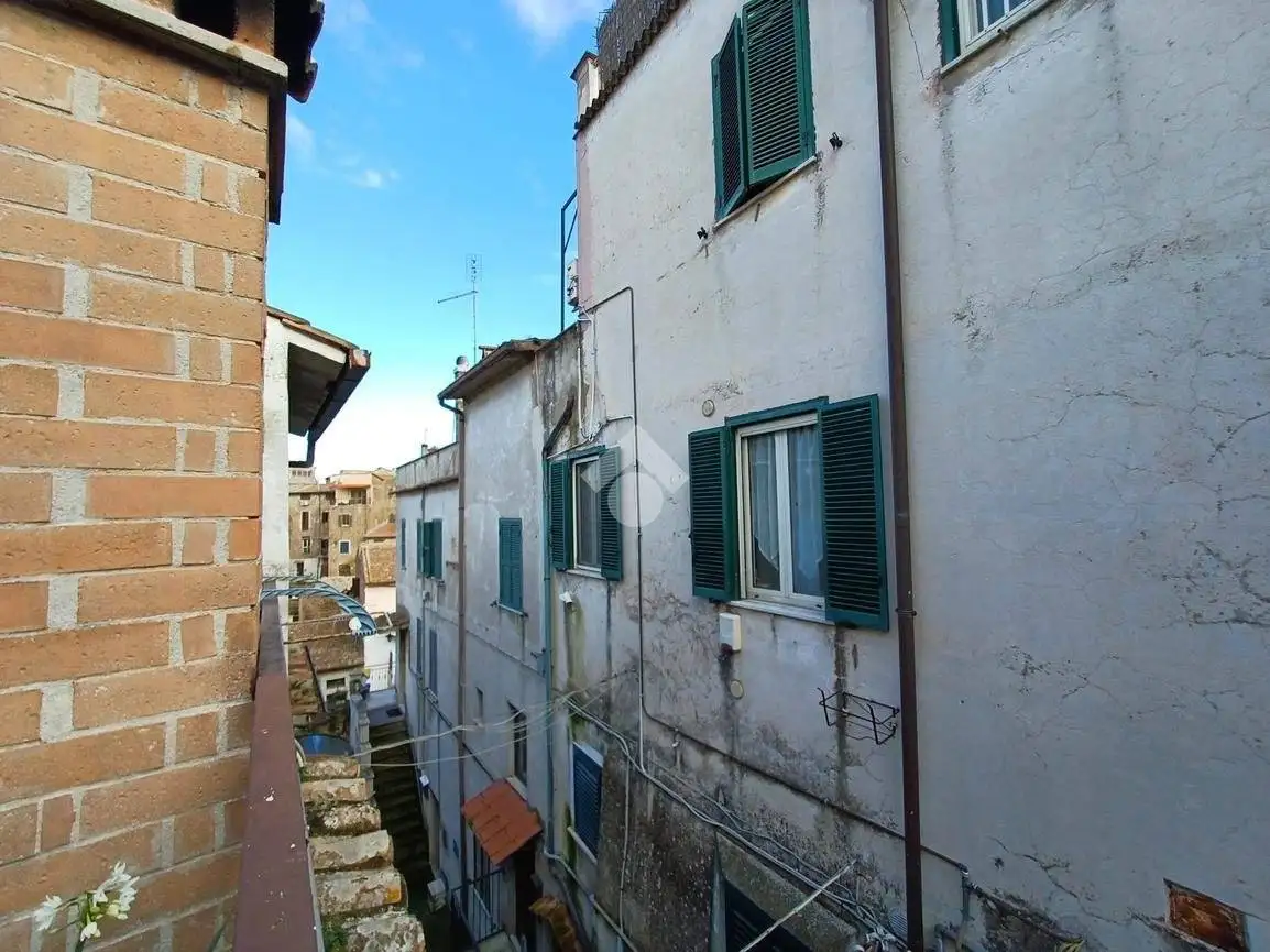 Trilocale via delle Mura 3, Centro, Castel Sant'Elia - foto 5