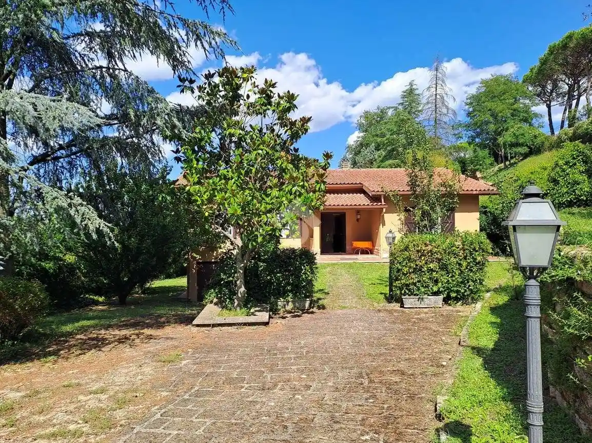Villa in vendita a Rignano Flaminio