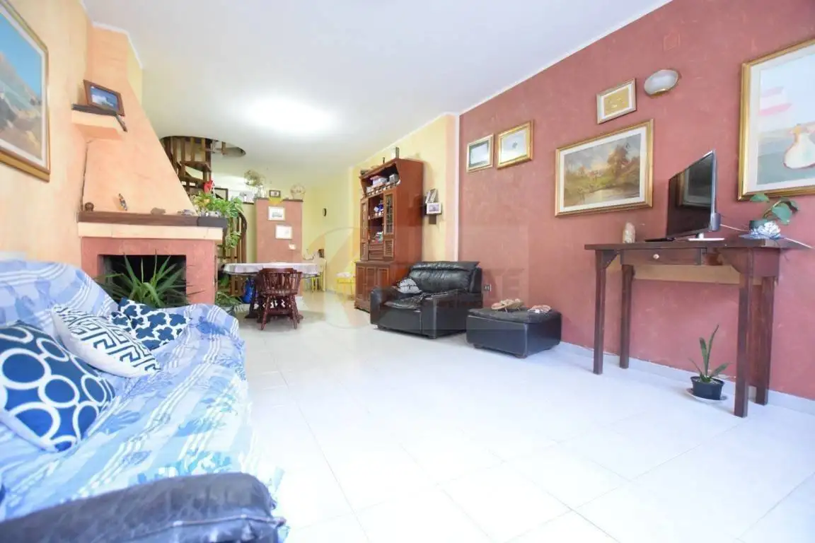 Terratetto unifamiliare via roma 67, Buggerru - foto 2