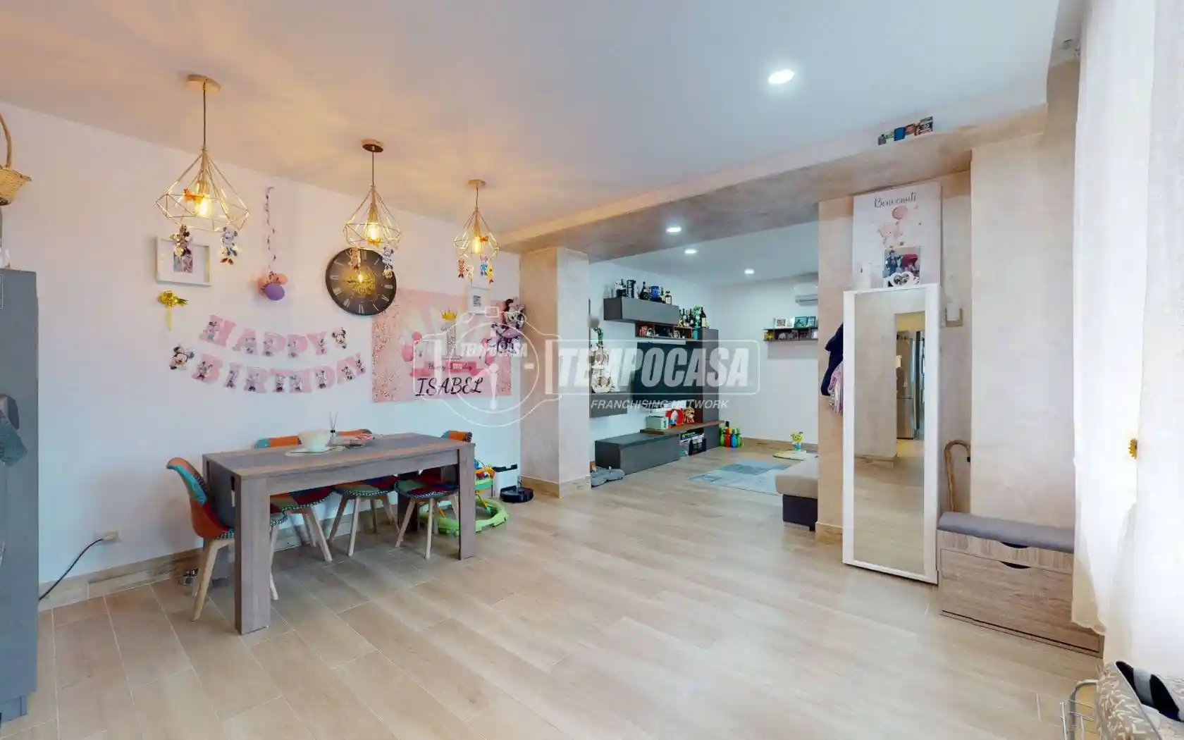 Appartamento in vendita a Lazzate