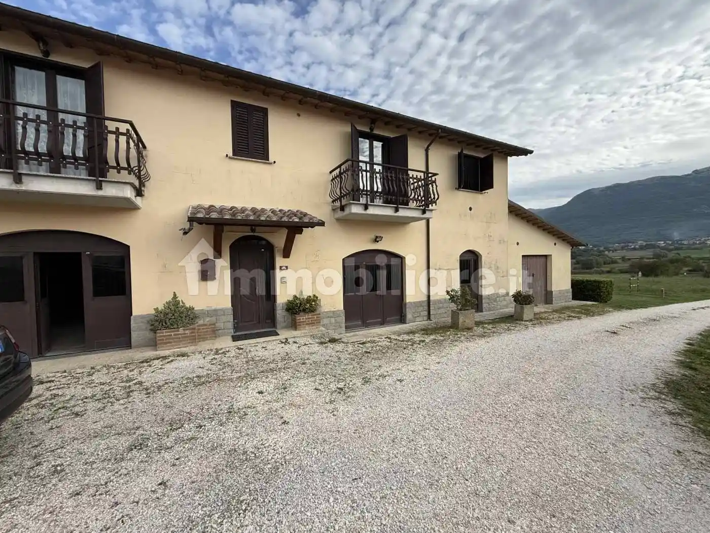 Villa in vendita a Gualdo Tadino