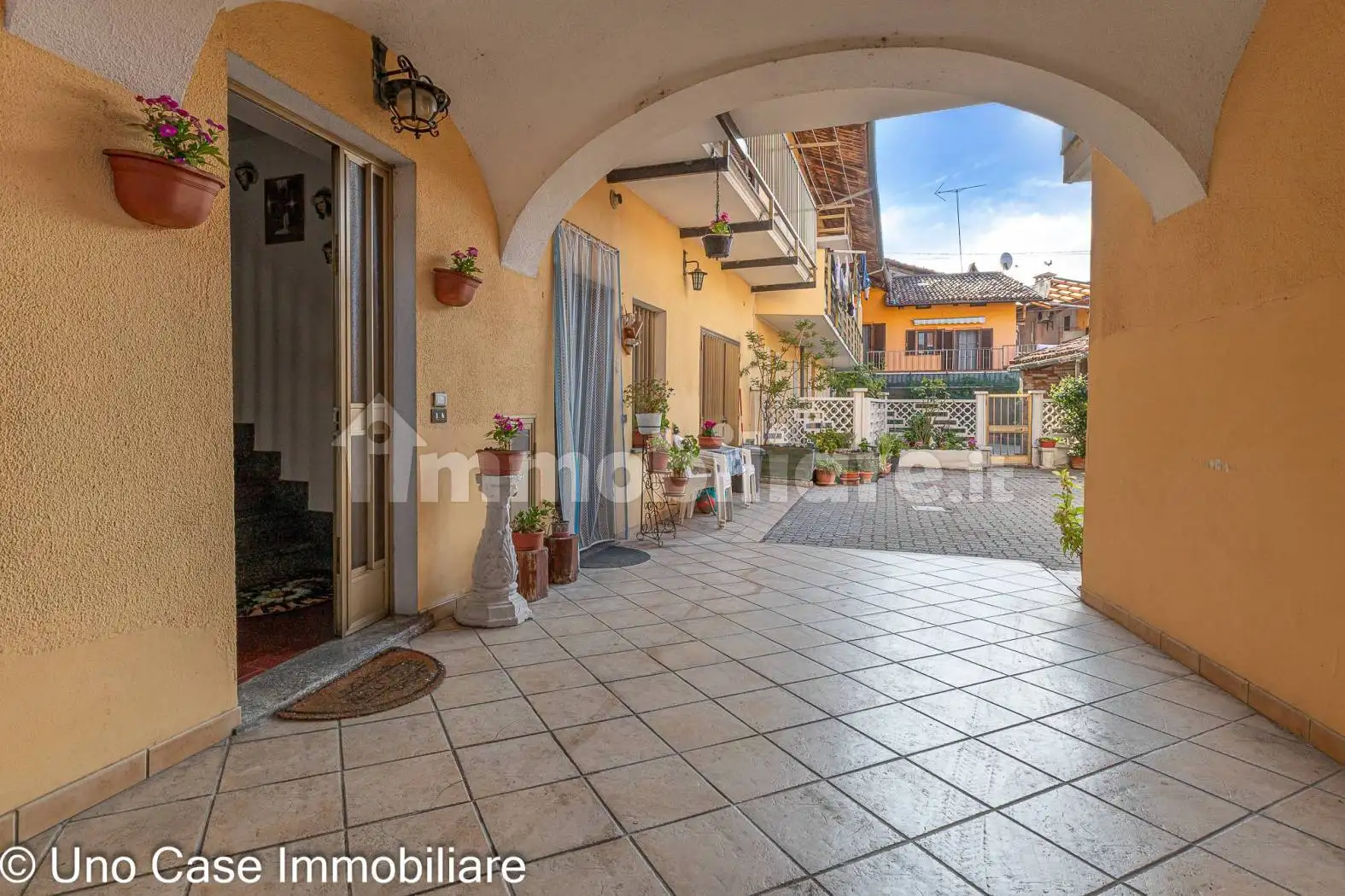 Casa indipendente in vendita a Albiano d'Ivrea