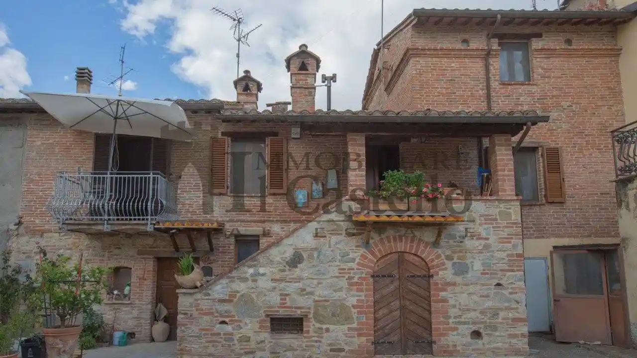 Casa indipendente in vendita a Castiglione del Lago