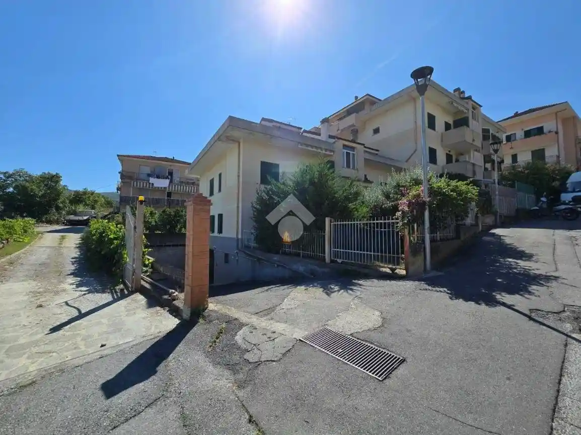 Appartamento in vendita a Albenga