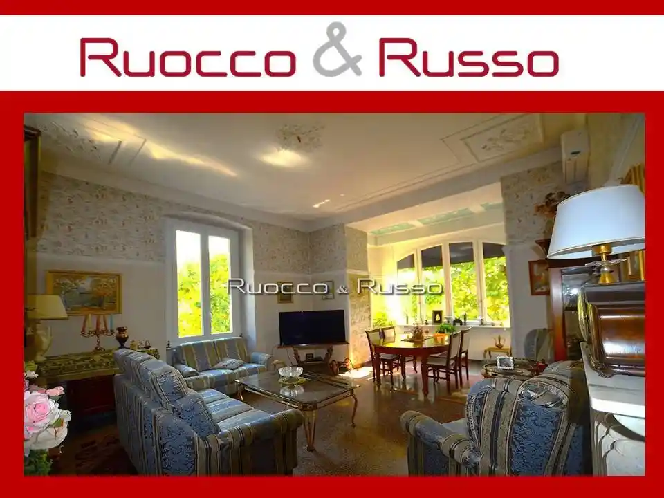 Appartamento in vendita a Genova