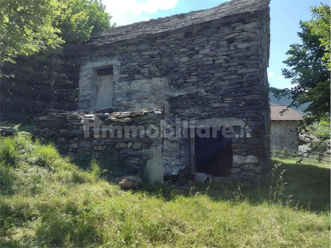Casa indipendente in vendita a Pieve Vergonte