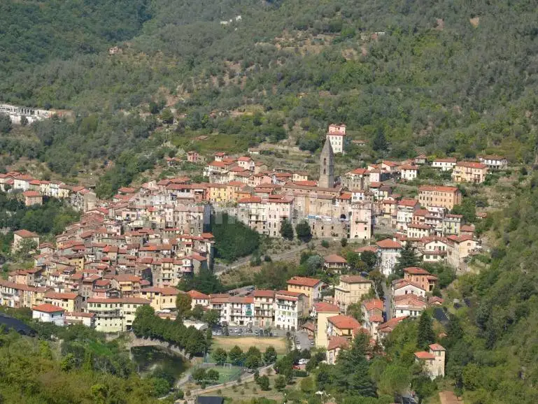 Appartamento in vendita a Pigna