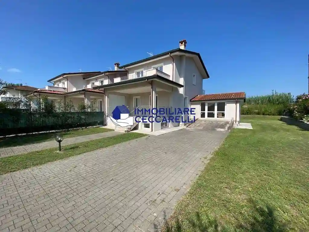 Villetta a schiera - foto 2