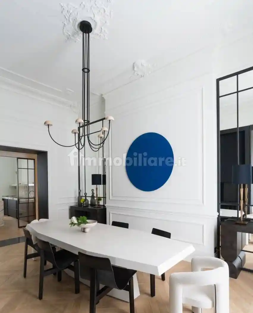 Quadrilocale ottimo stato, quarto piano, Duomo, Milano - foto 2