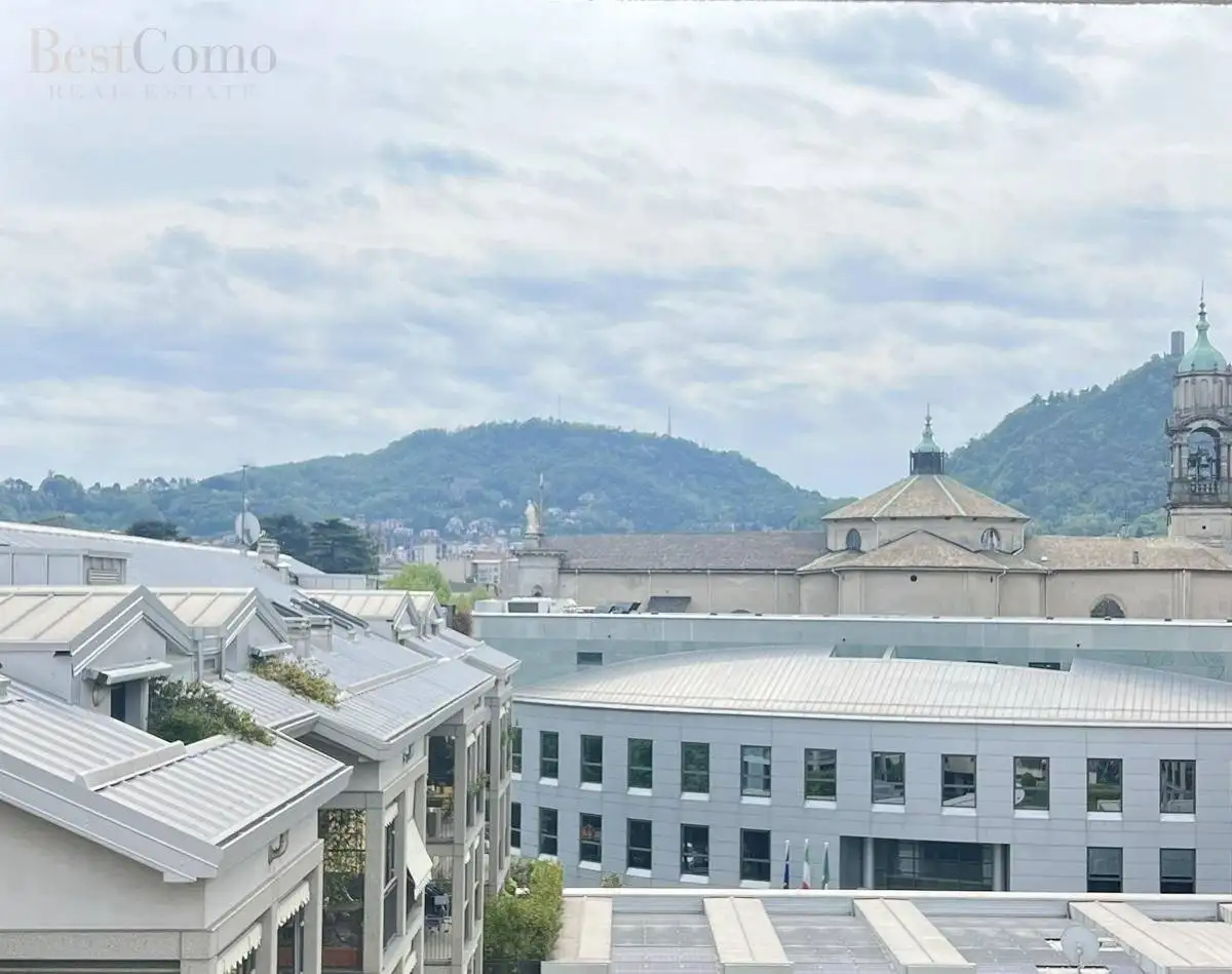 Appartamento in vendita a Como