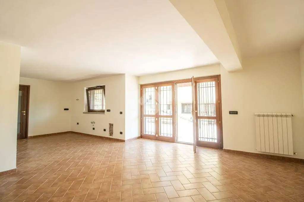 Terratetto plurifamiliare via meleta, Centro, Casperia - foto 3