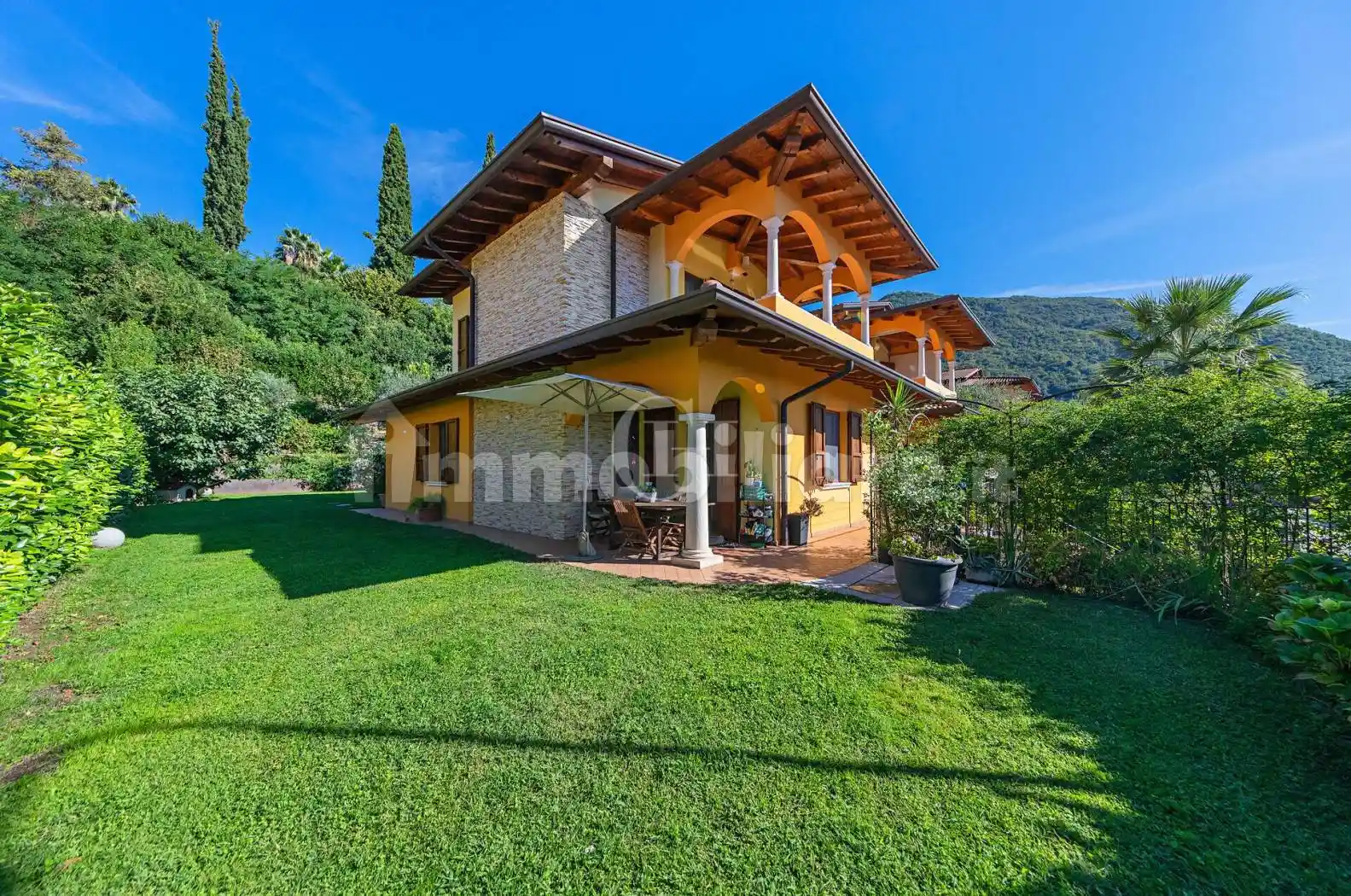 Villa in vendita a Salò