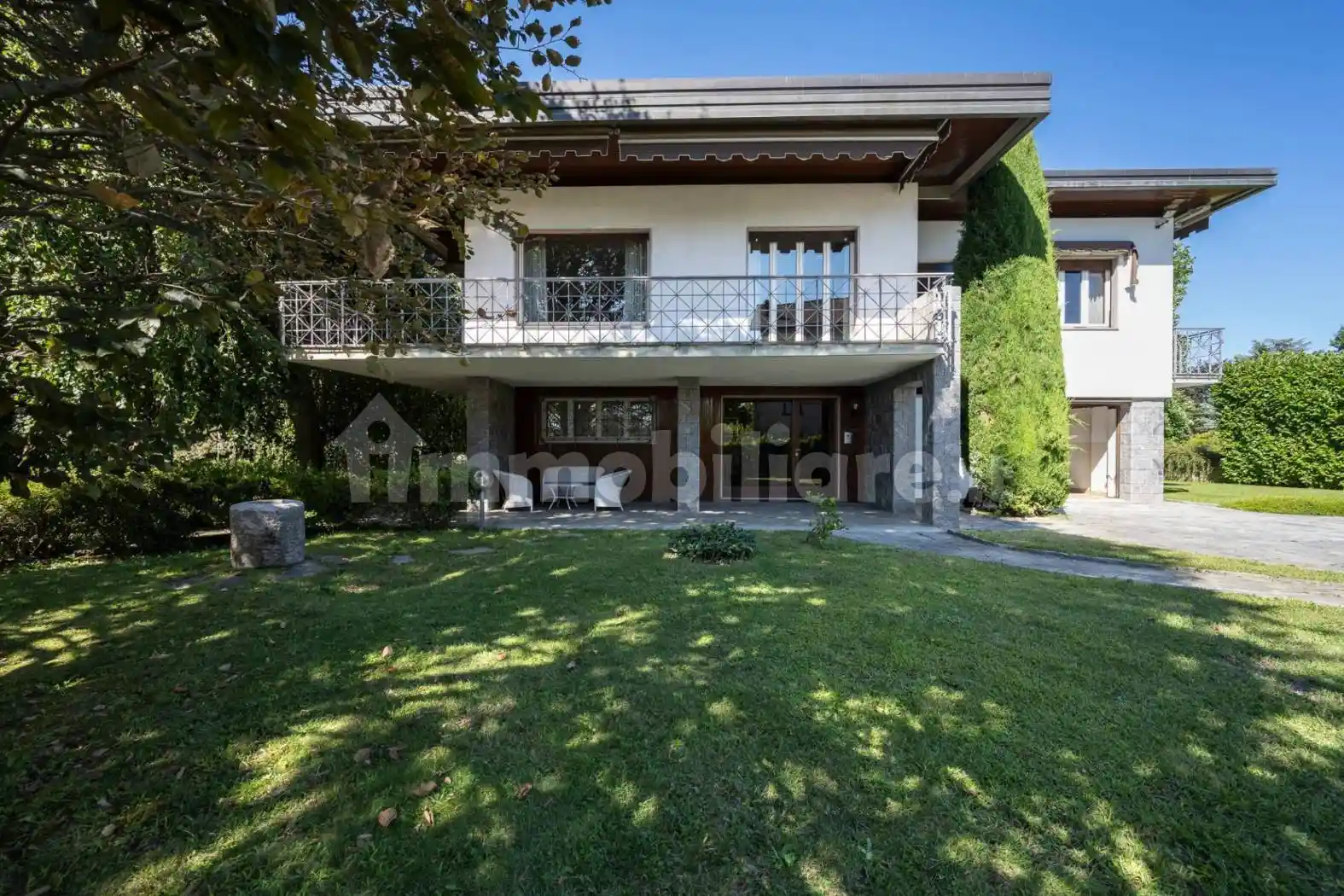 Villa in vendita a Cantello