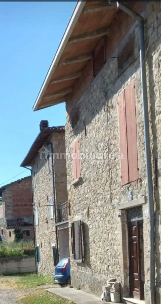 Rustico - Casale in vendita a Baiso