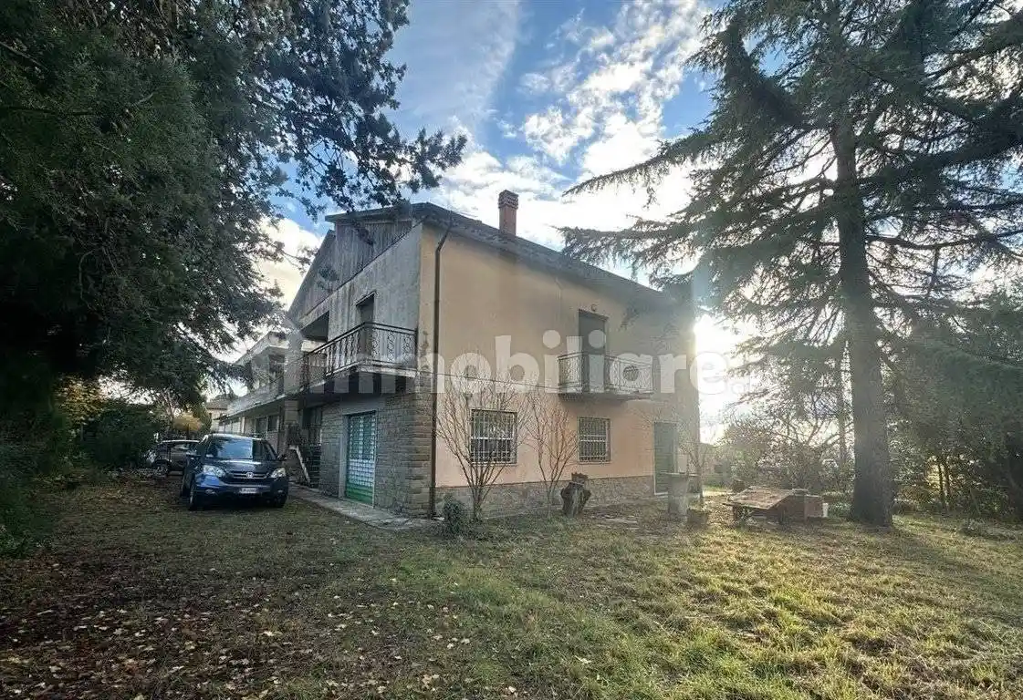 Casa indipendente in vendita a Castiglion Fiorentino