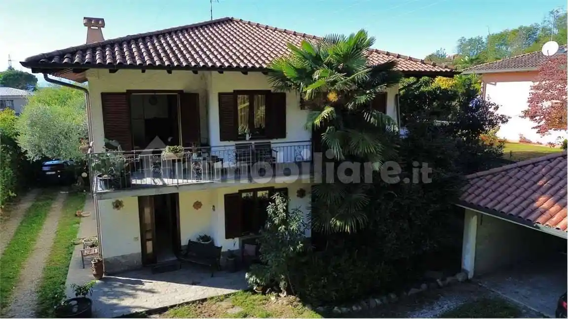 Villa in vendita a Sumirago