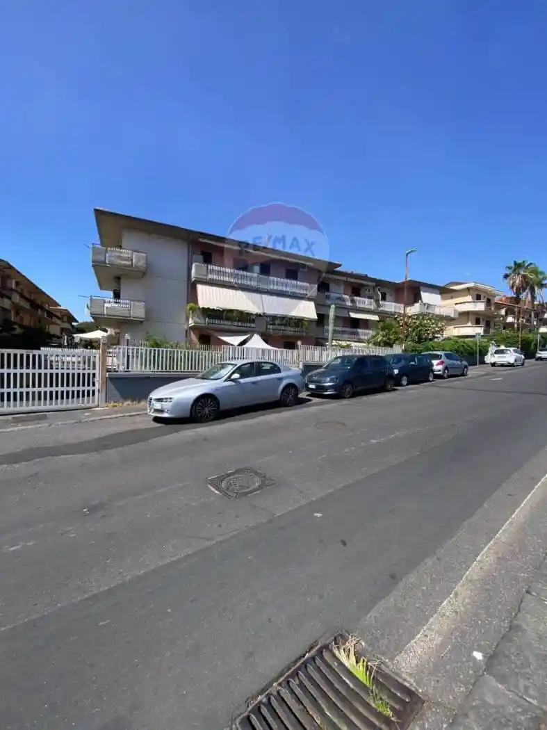 Appartamento in vendita a Tremestieri Etneo