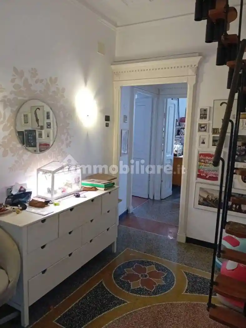 Appartamento in vendita a Genova