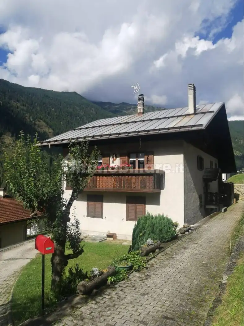 Casa indipendente in vendita a Peio