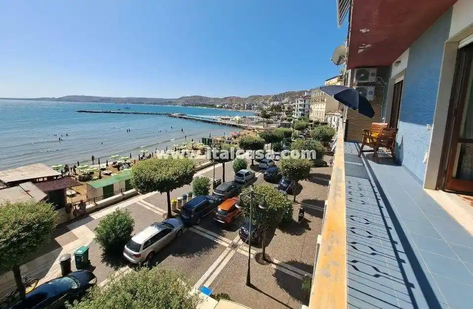 Quadrilocale via interna marina, Centro, Crotone - foto 5