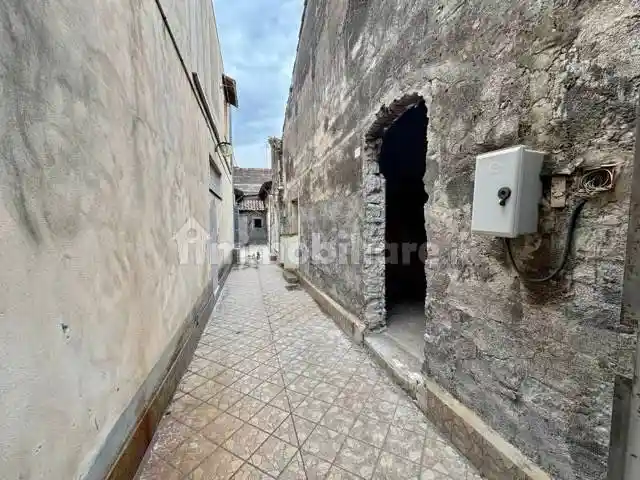 Casa indipendente in vendita a Catania