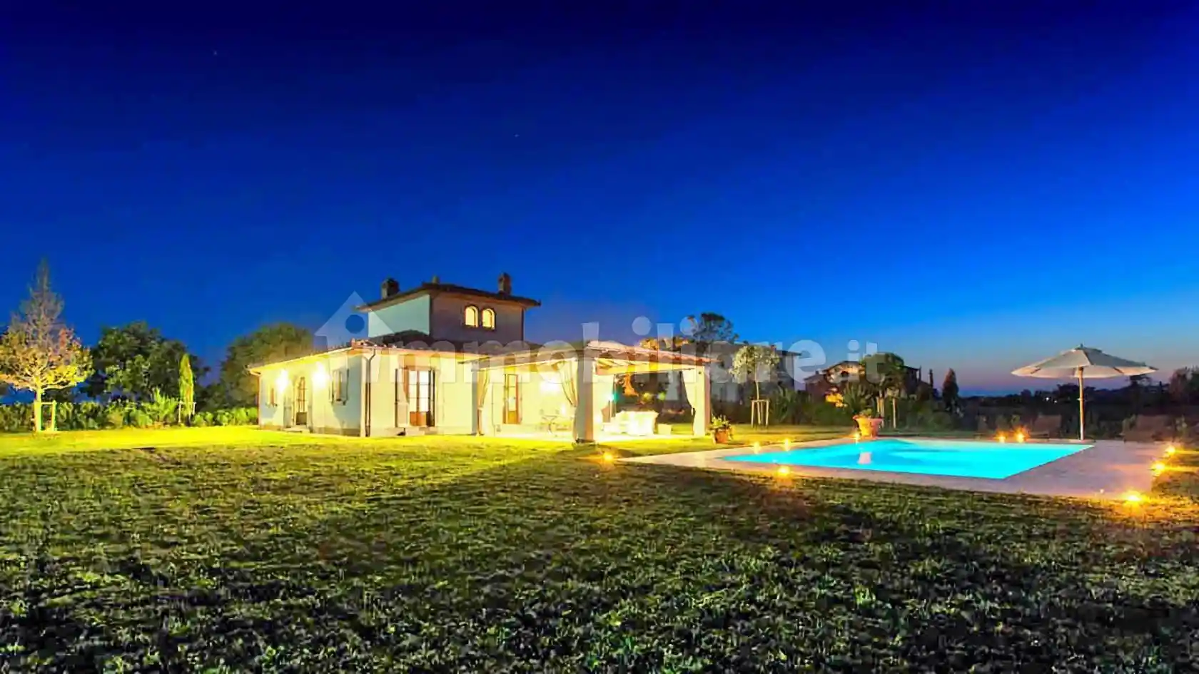 Rustico - Casale in vendita a Cortona