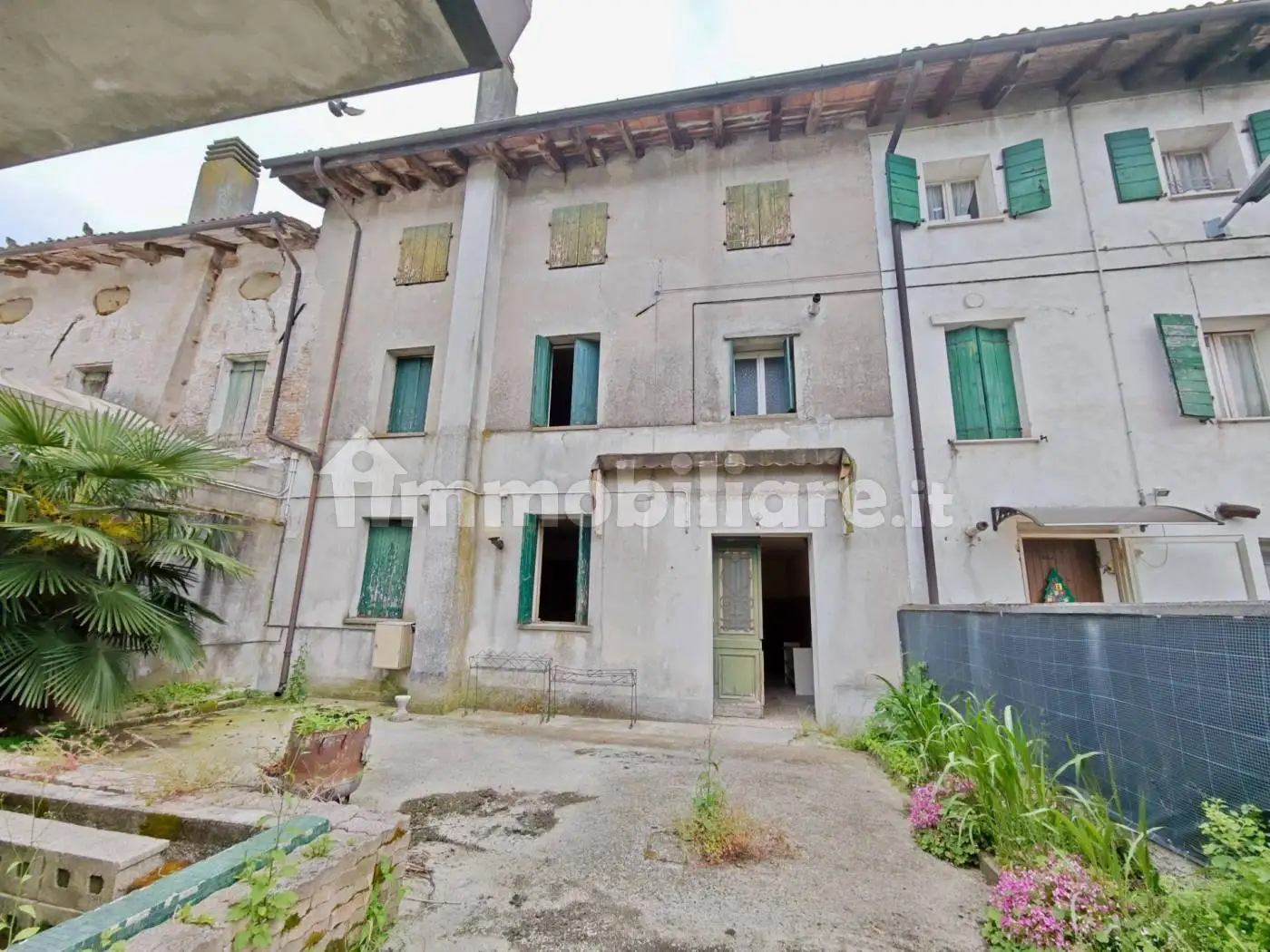 Villa in vendita a Casarsa della Delizia