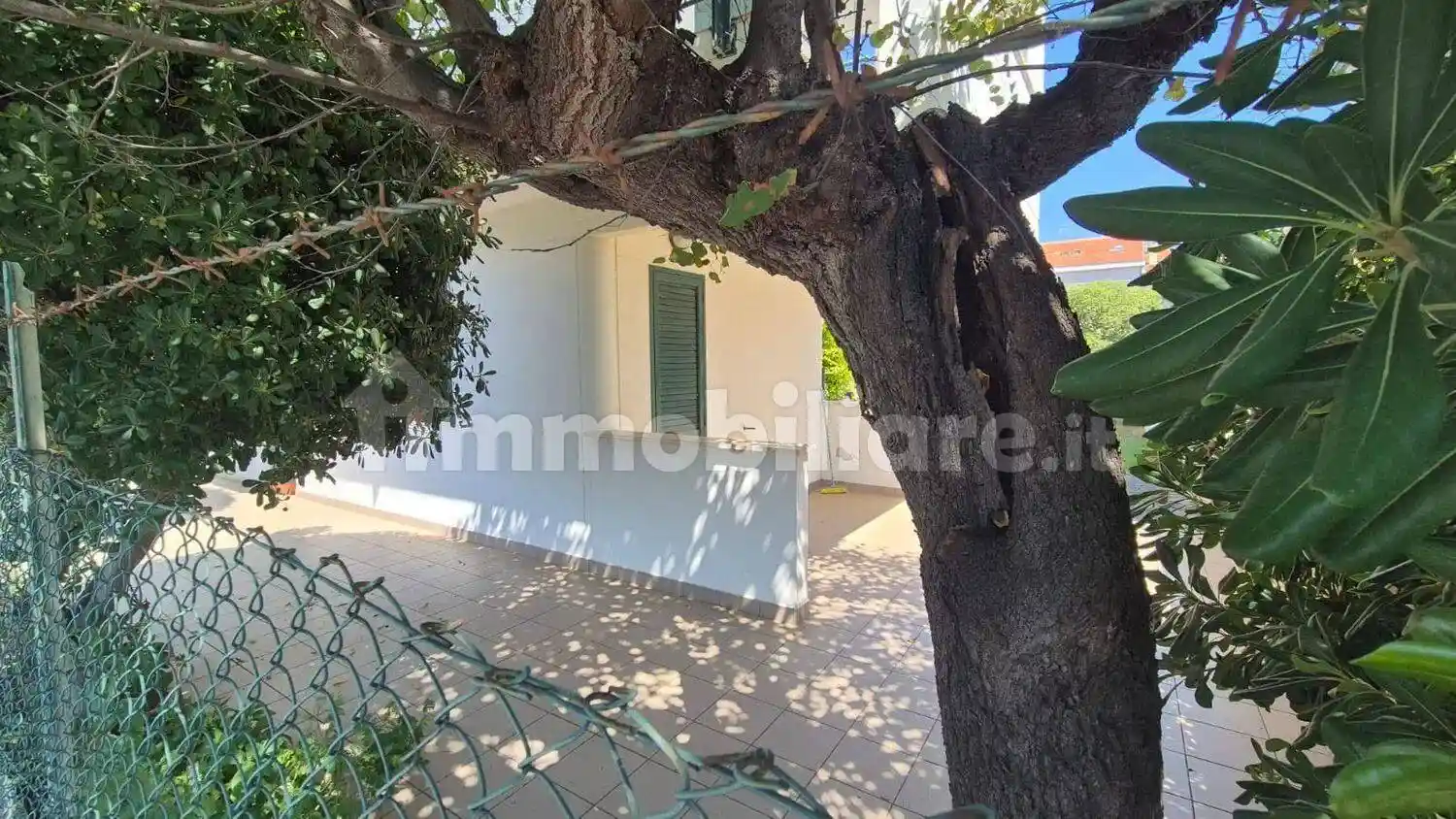 Appartamento in vendita a Falconara Marittima