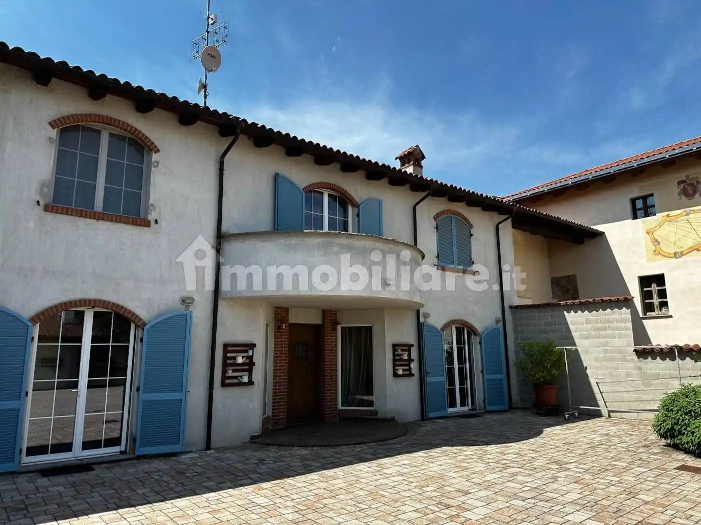 Villa in vendita a Busca