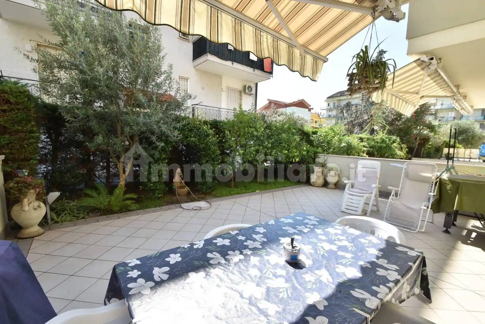 Appartamento in vendita a Borghetto Santo Spirito