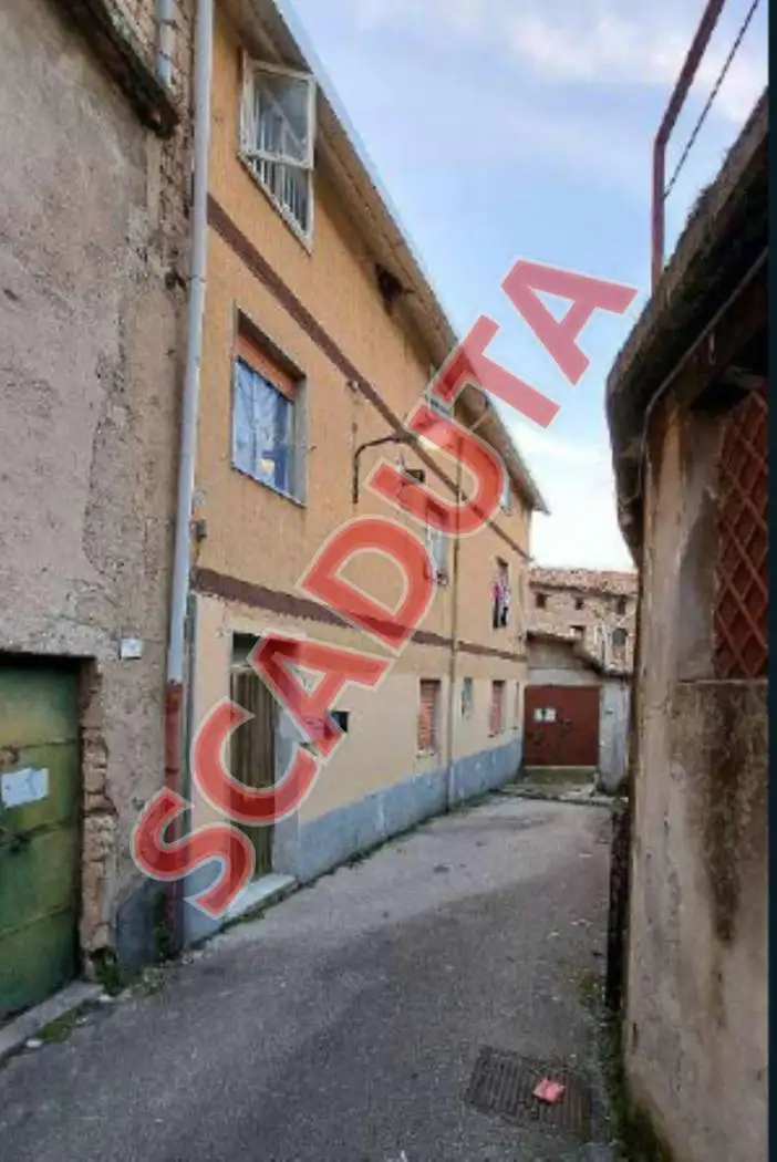 Appartamento in asta a Solofra