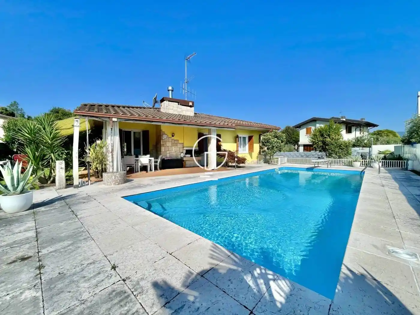 Villa in vendita a Polpenazze del Garda