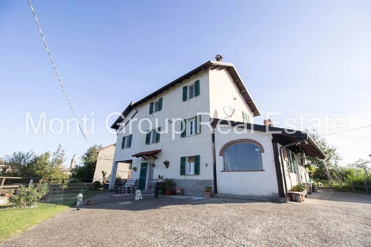 Casa indipendente in vendita a Cassinelle