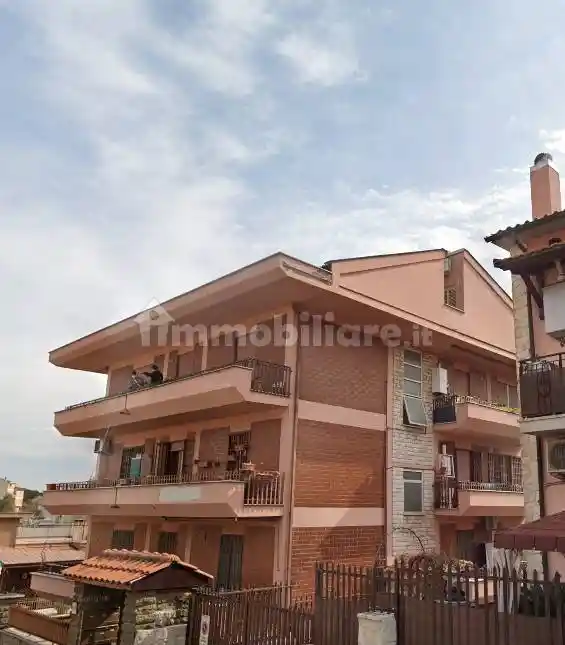 Bilocale via dei Canarini 48, Tor Tre Teste - Torre Maura, Roma - foto 2