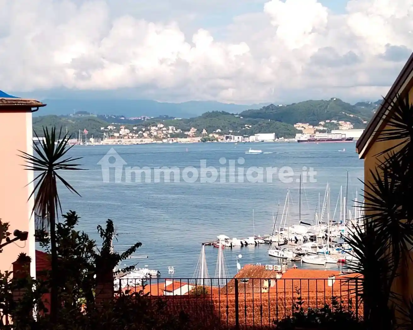 Appartamento in vendita a Portovenere