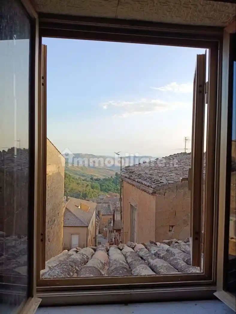 Casa indipendente in vendita a Calascibetta