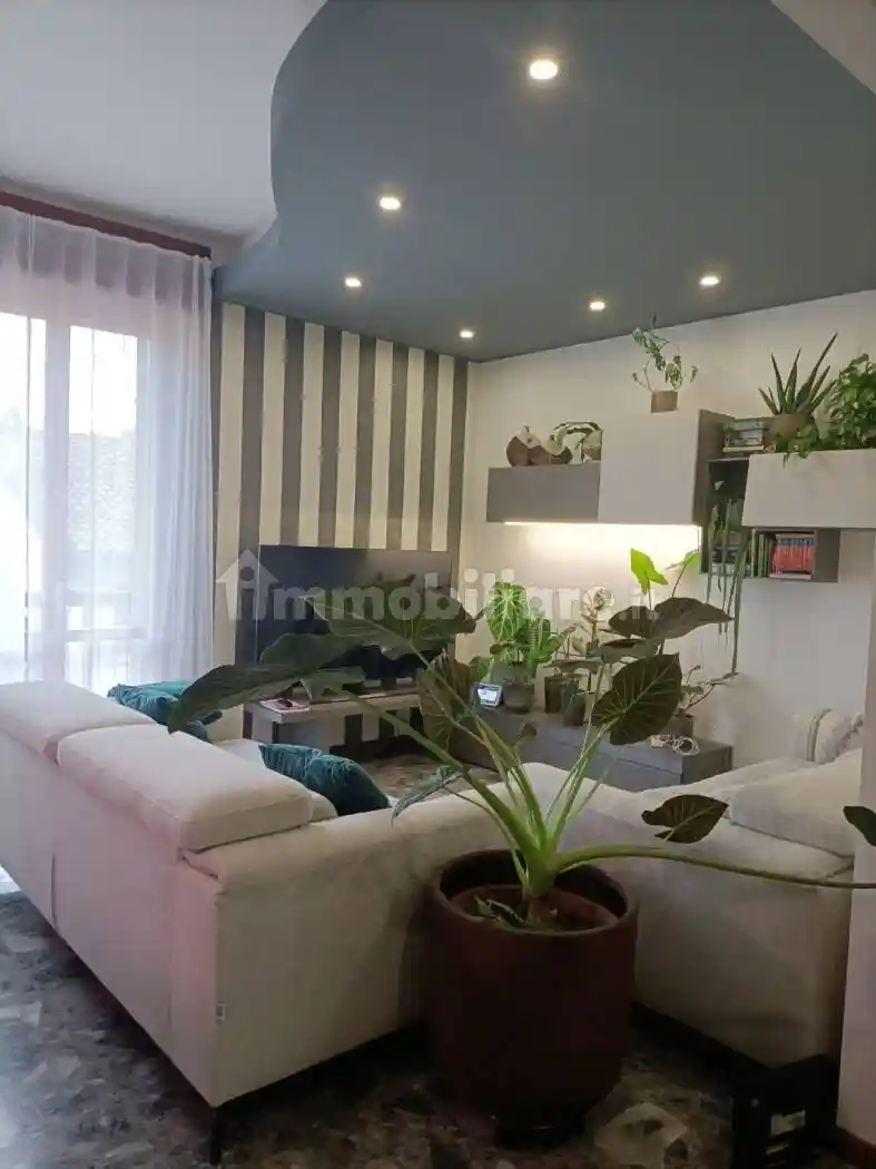 Appartamento in vendita a Piacenza