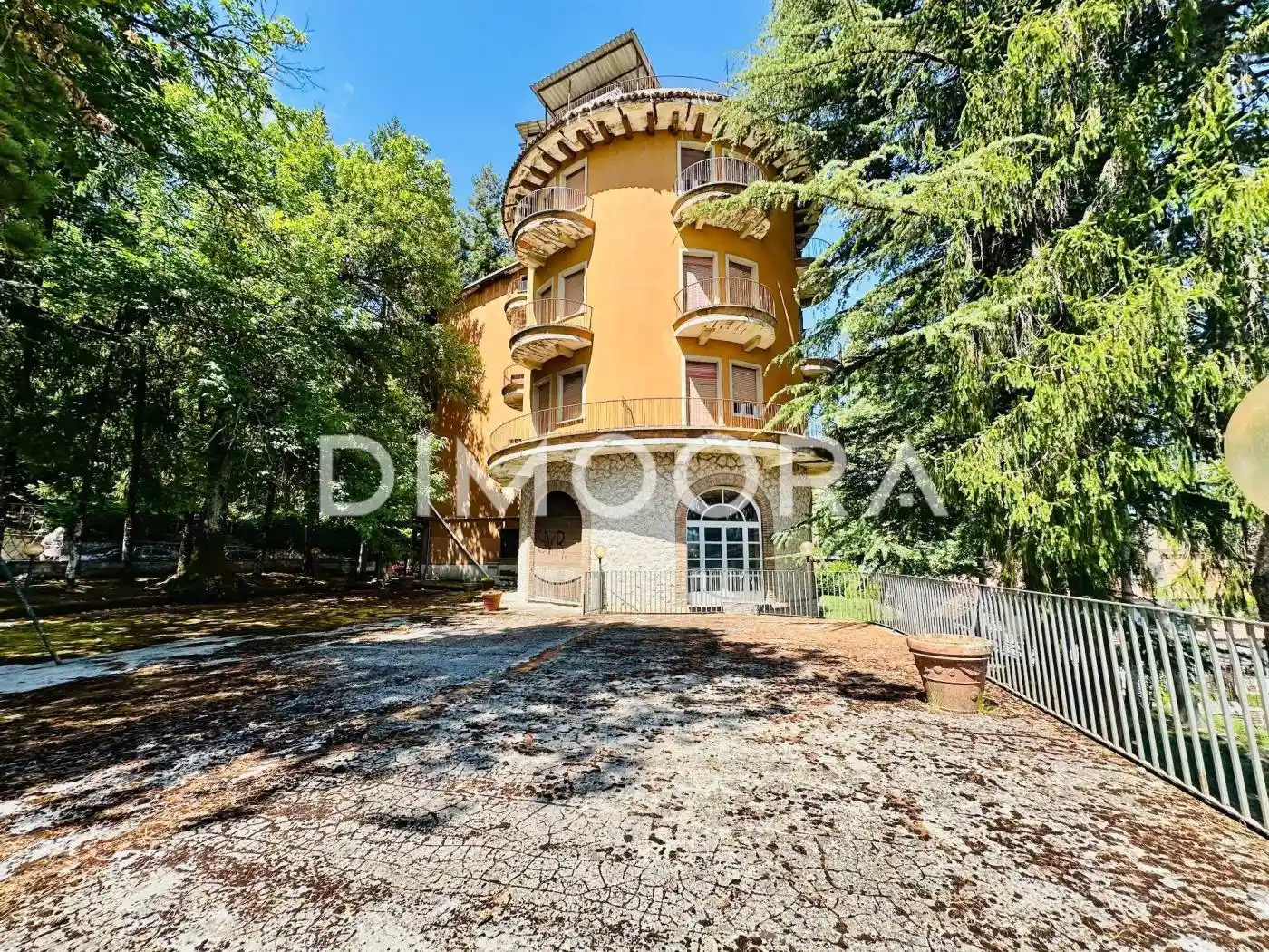Palazzo - Edificio in vendita a San Vito Romano