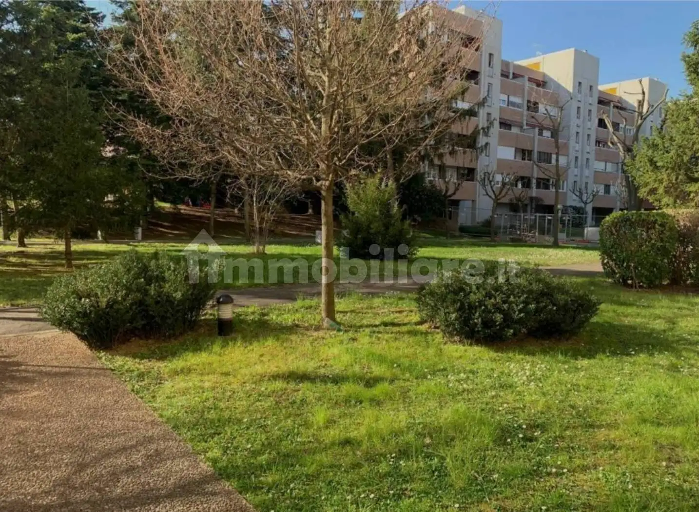 Appartamento in vendita a Bologna